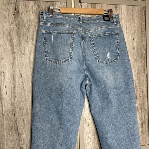 C/E Current Elliott Jeans Size 30 Distressed Ripped Boyfriend Tapered Leg - Picture 5 of 9